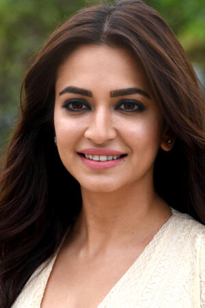 Kriti kharbanda hot sale
